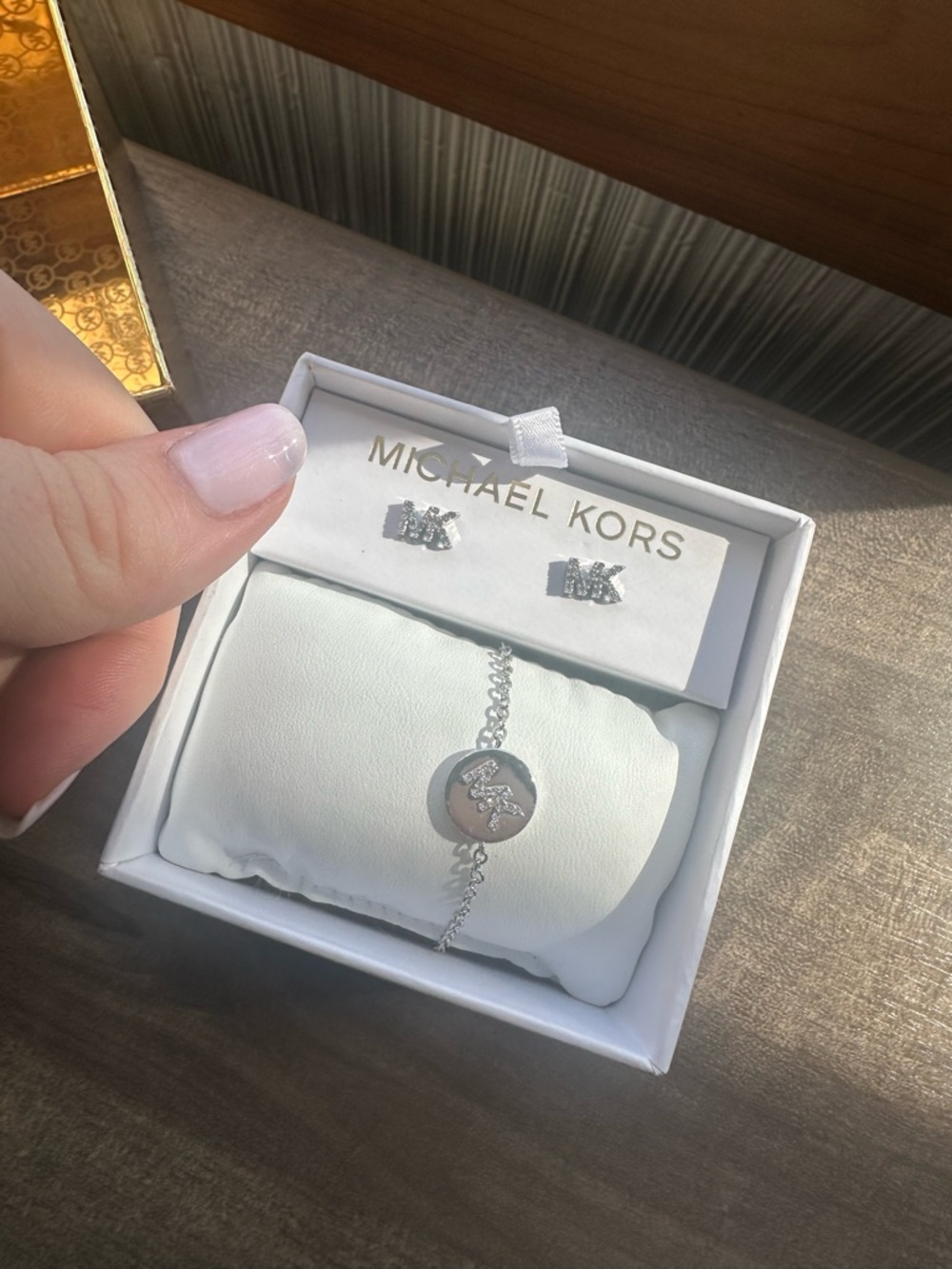 New Michael Kors Bracelet/Earrings Set - Picture 3 of 4